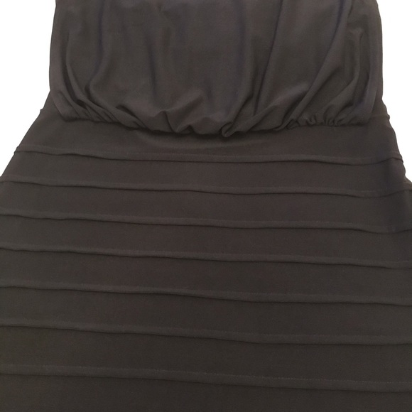 Special occassion LBD dress flattering xs - Picture 5 of 8